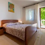 Two-bedroom In Xxxvii 公寓 *