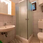 Two-bedroom In Xxxvii 公寓 *