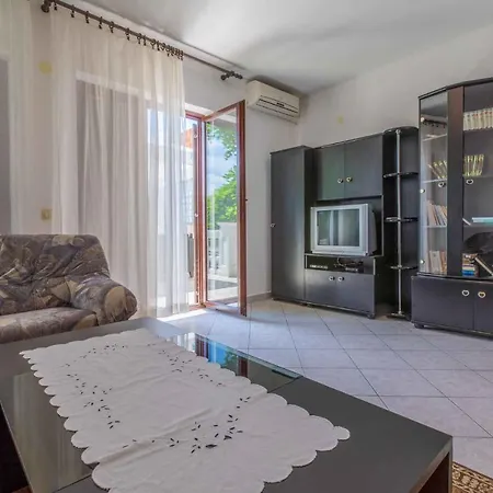 Two-bedroom In Xxxvii Apartment