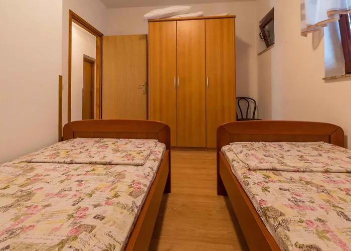 Two-bedroom In Xxxvii Διαμέρισμα