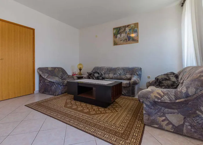 Two-bedroom In Xxxvii * Crikvenica
